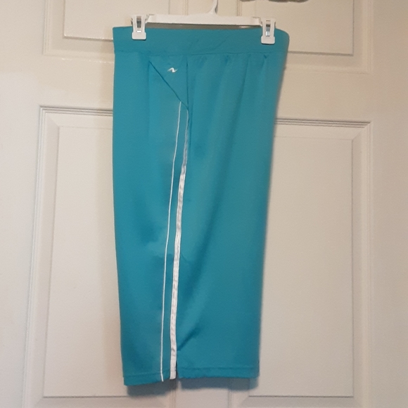 2 pc activewear set NWOT - Picture 5 of 8